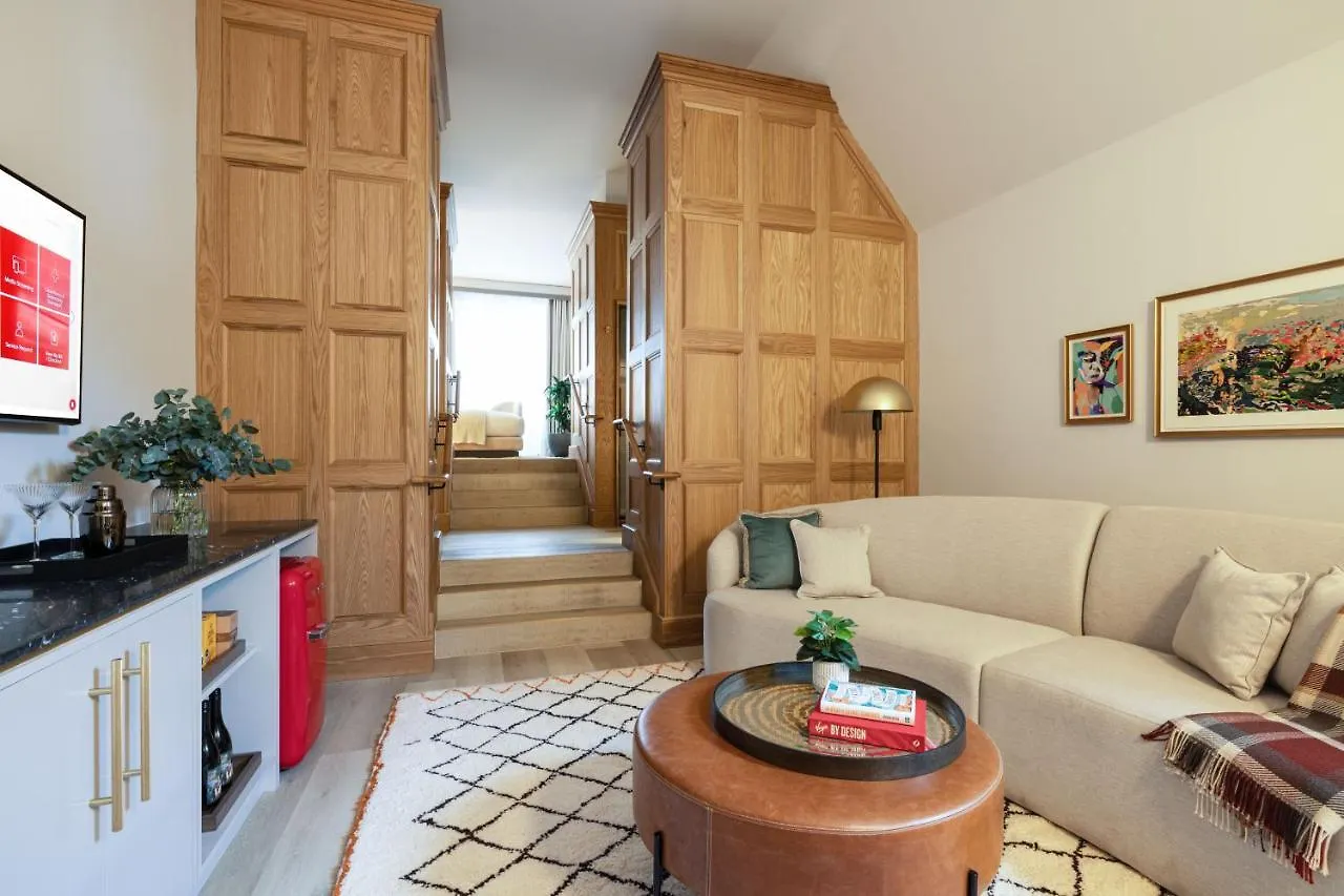 Virgin Hotels Edimburgo 5*,  Reino Unido