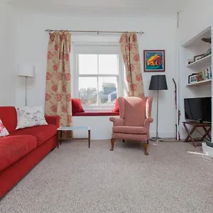 Apartment Charming City Centre Flat In