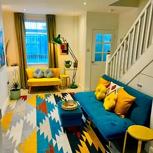 Stay-k-belfast Cosy Entire House 10 Mins From Centre Hébergement de vacances