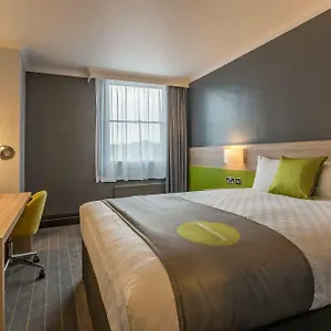 Thistle Express London Luton מלון לוטון