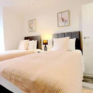 Necairport Interchange Shortstay Homebase , Birmingham United Kingdom