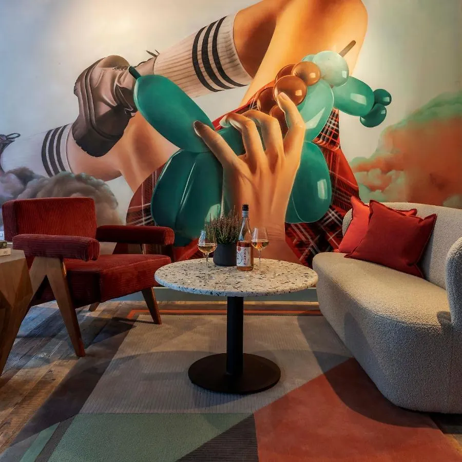 Virgin Hotels אדינבורו 5*,